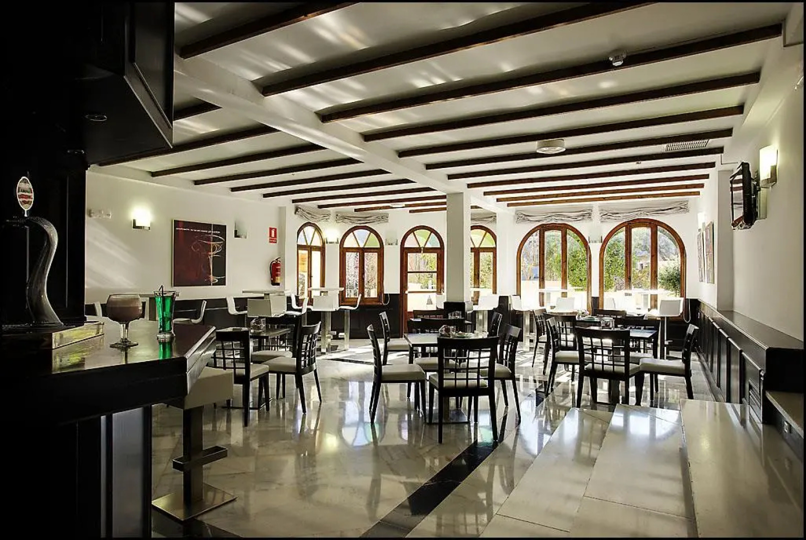 Occidental Pueblo Acantilado