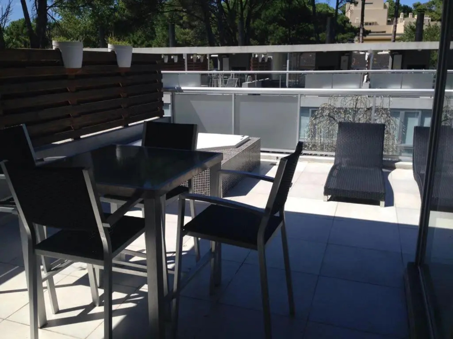 Arenas Calidas Carilo