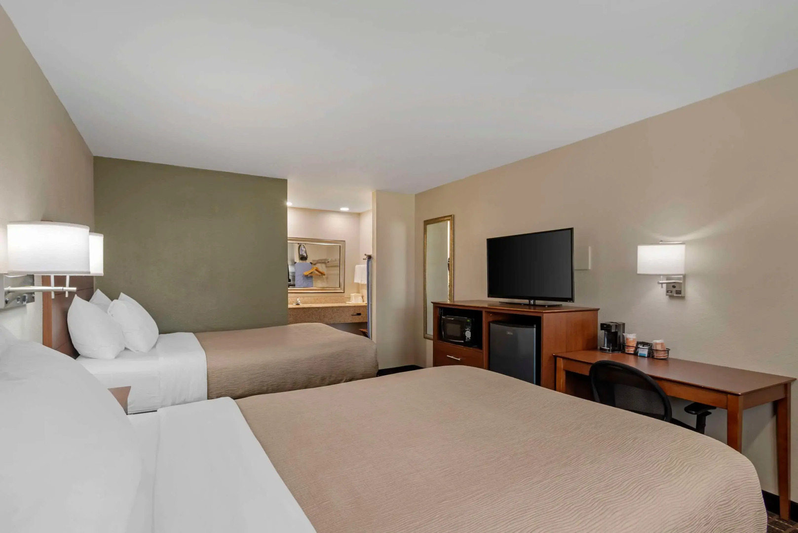Quality Inn & Suites Morrow Atlanta South