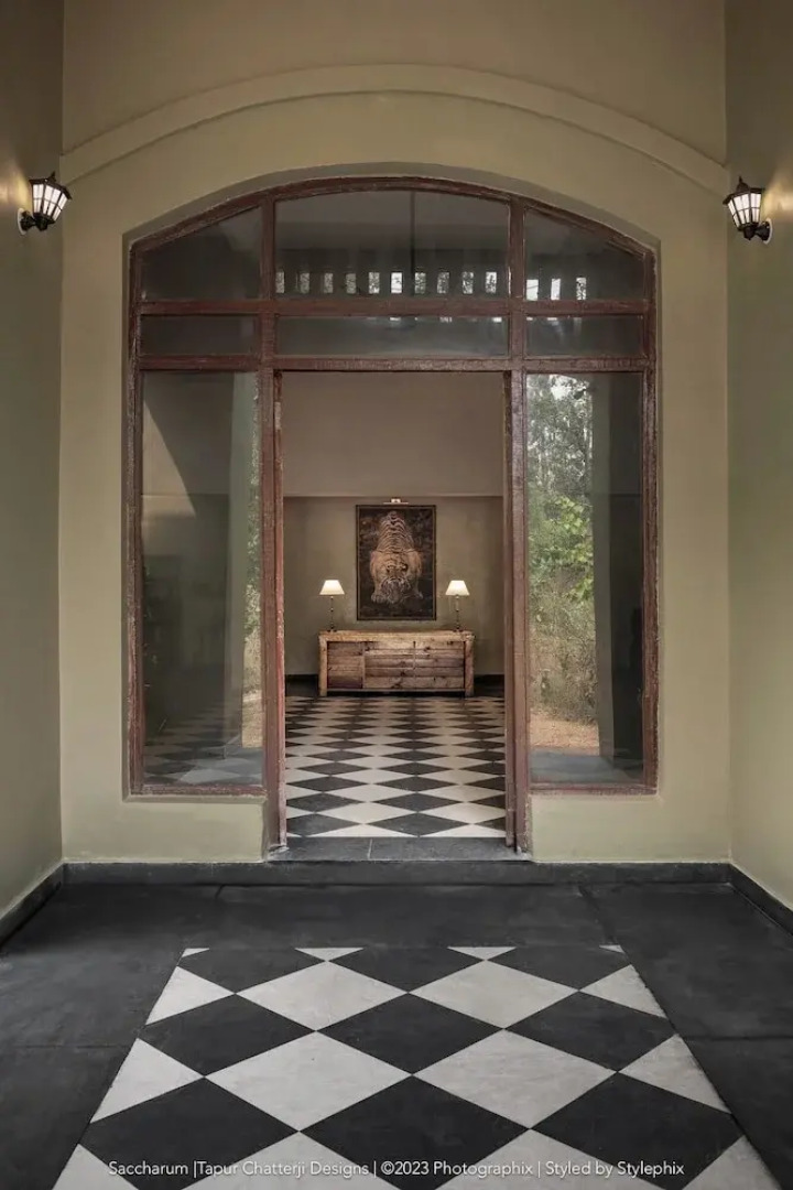 Saccharum Safari Lodge