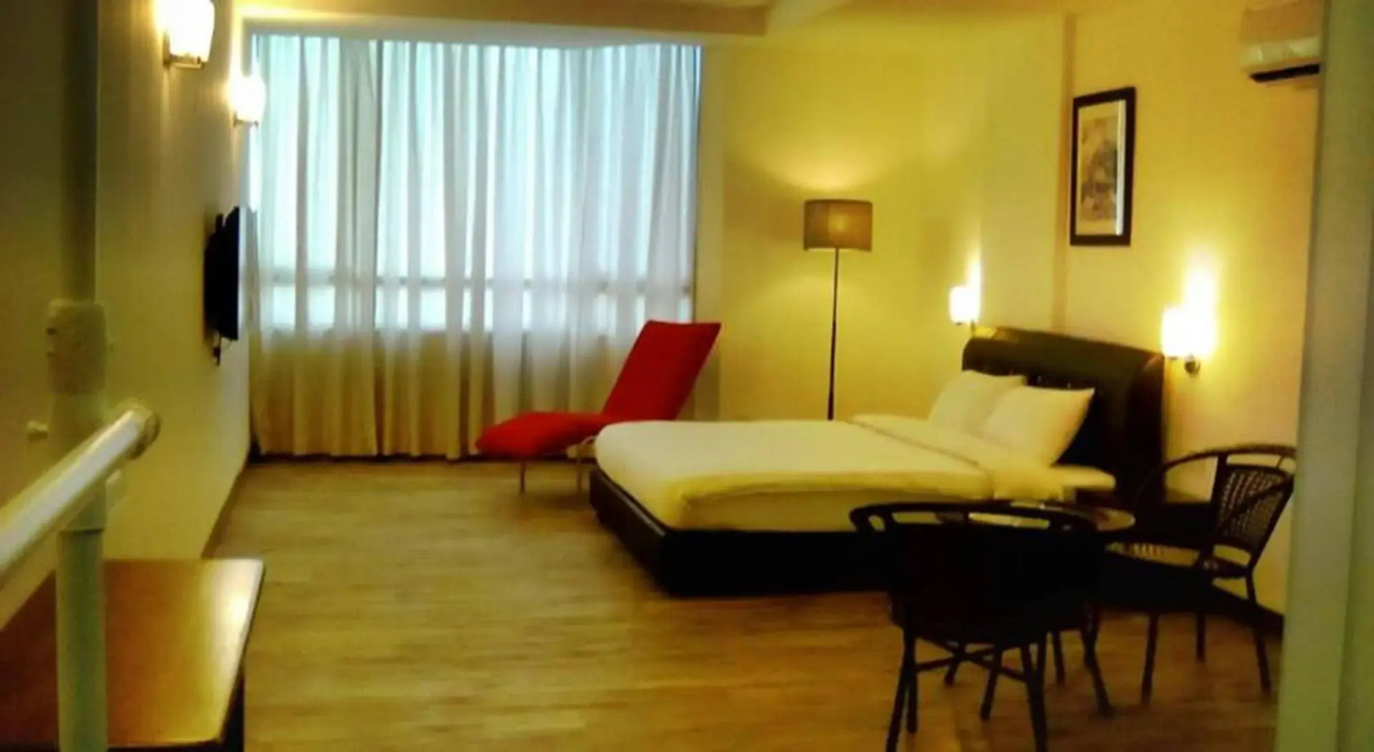 The Krystal Suites, Penang