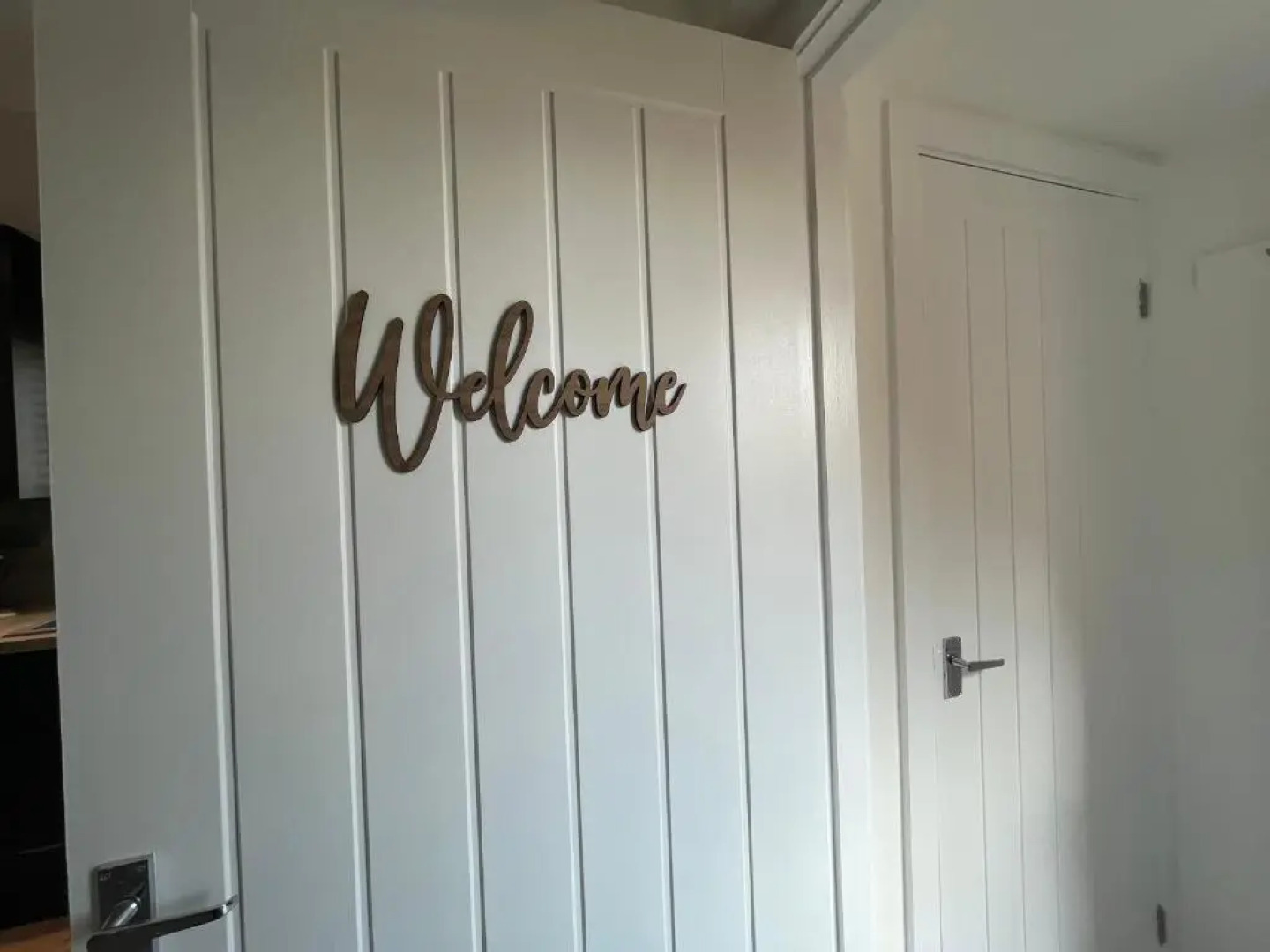 Contemporary 1 Bedroom Apartment