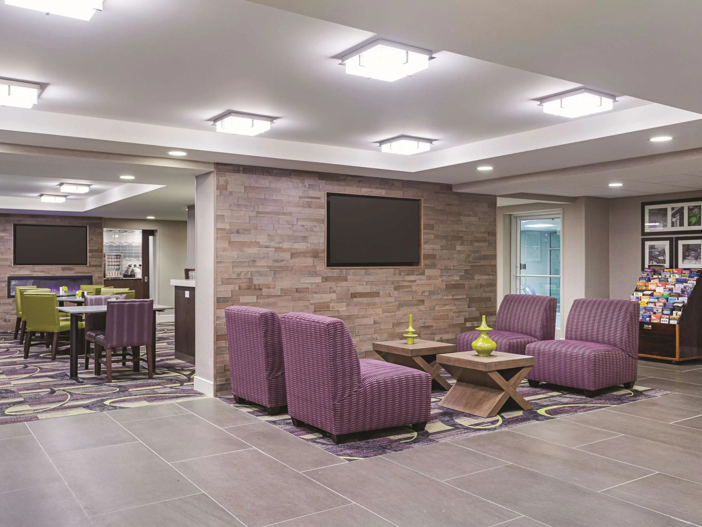 La Quinta Inn & Suites by Wyndham Baltimore BWI Airport