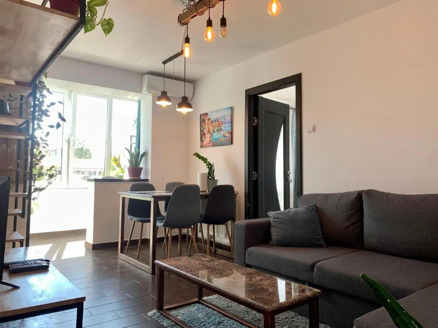 Nosen Asime Apartment