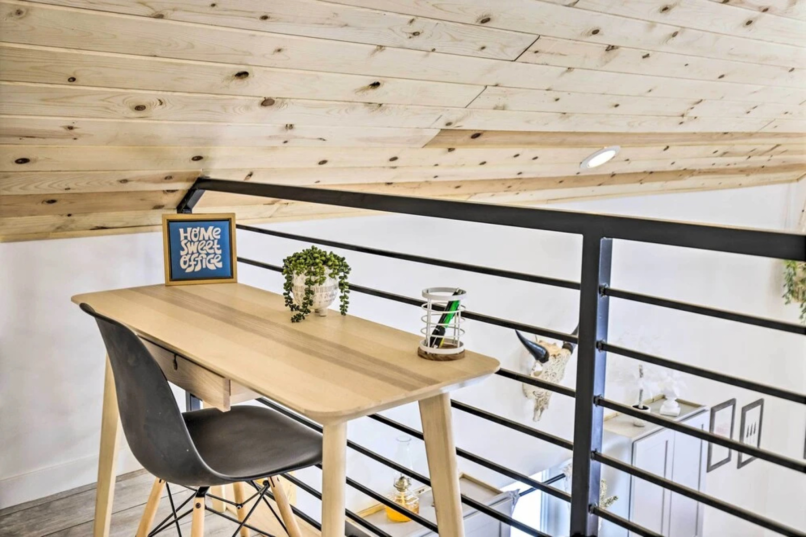 1 Mi to St Marys Glacier Trail: Modern Mtn Cabin!