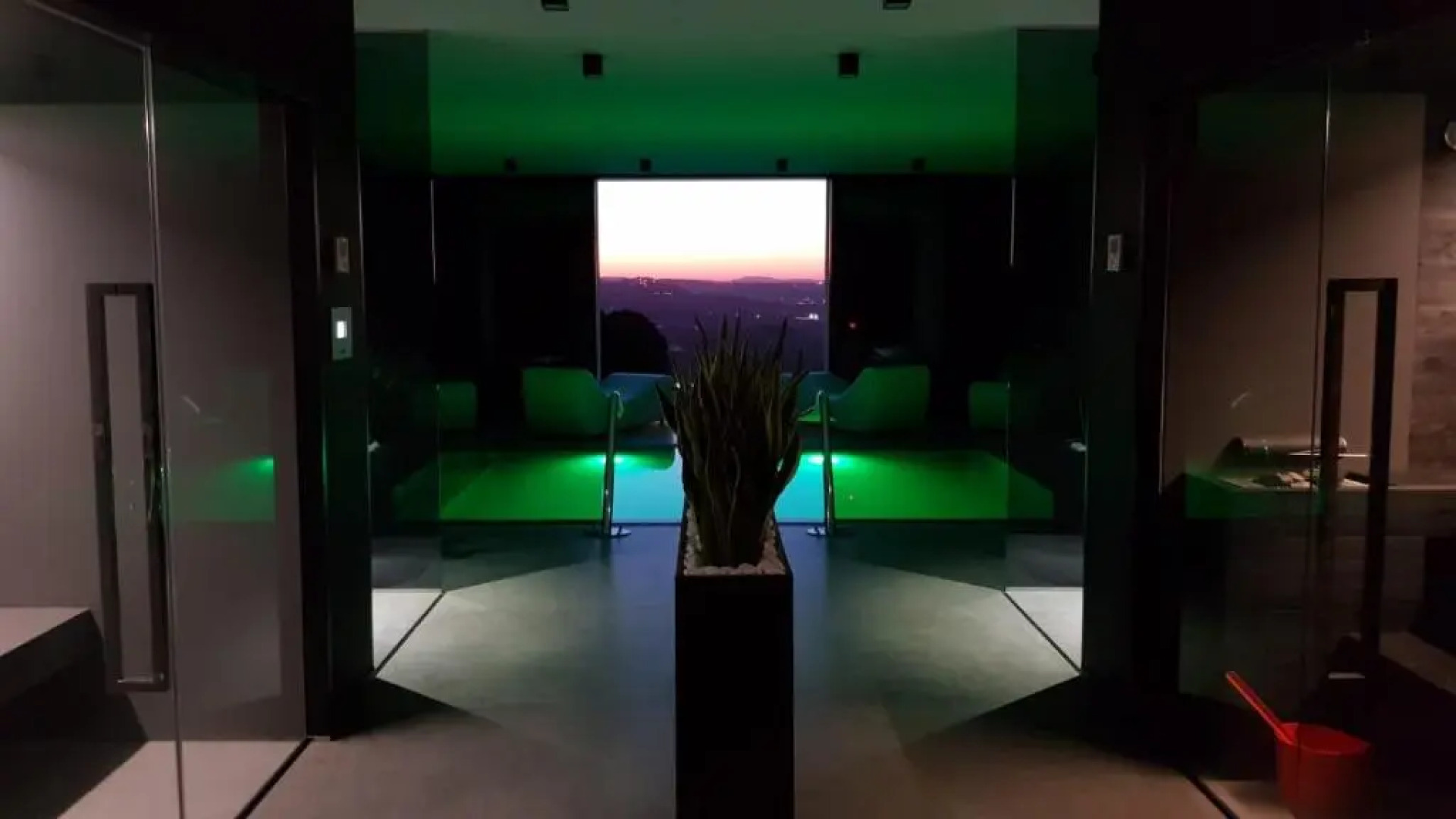 Sunset Suite SPA (Adults Only)