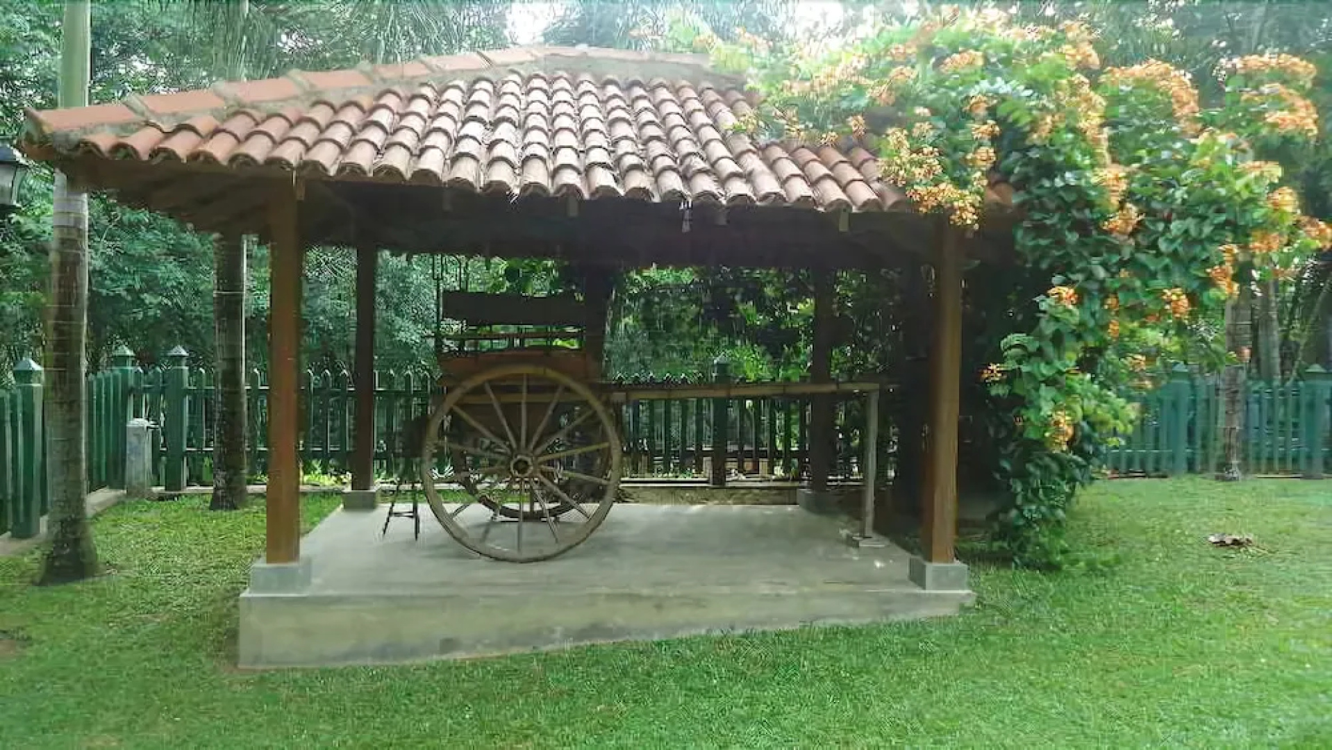 Rock Chalet