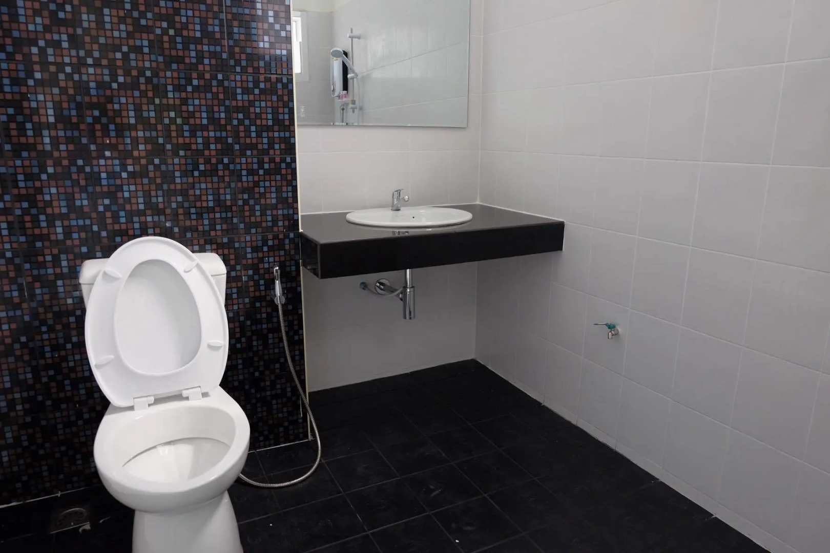 M2 Apartment by Khun Mai Baan Suan