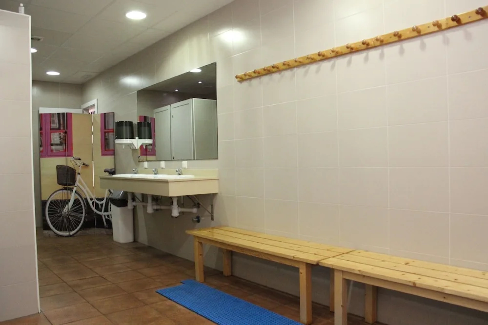 Hostel & Gym Relise - Albergue Juvenil