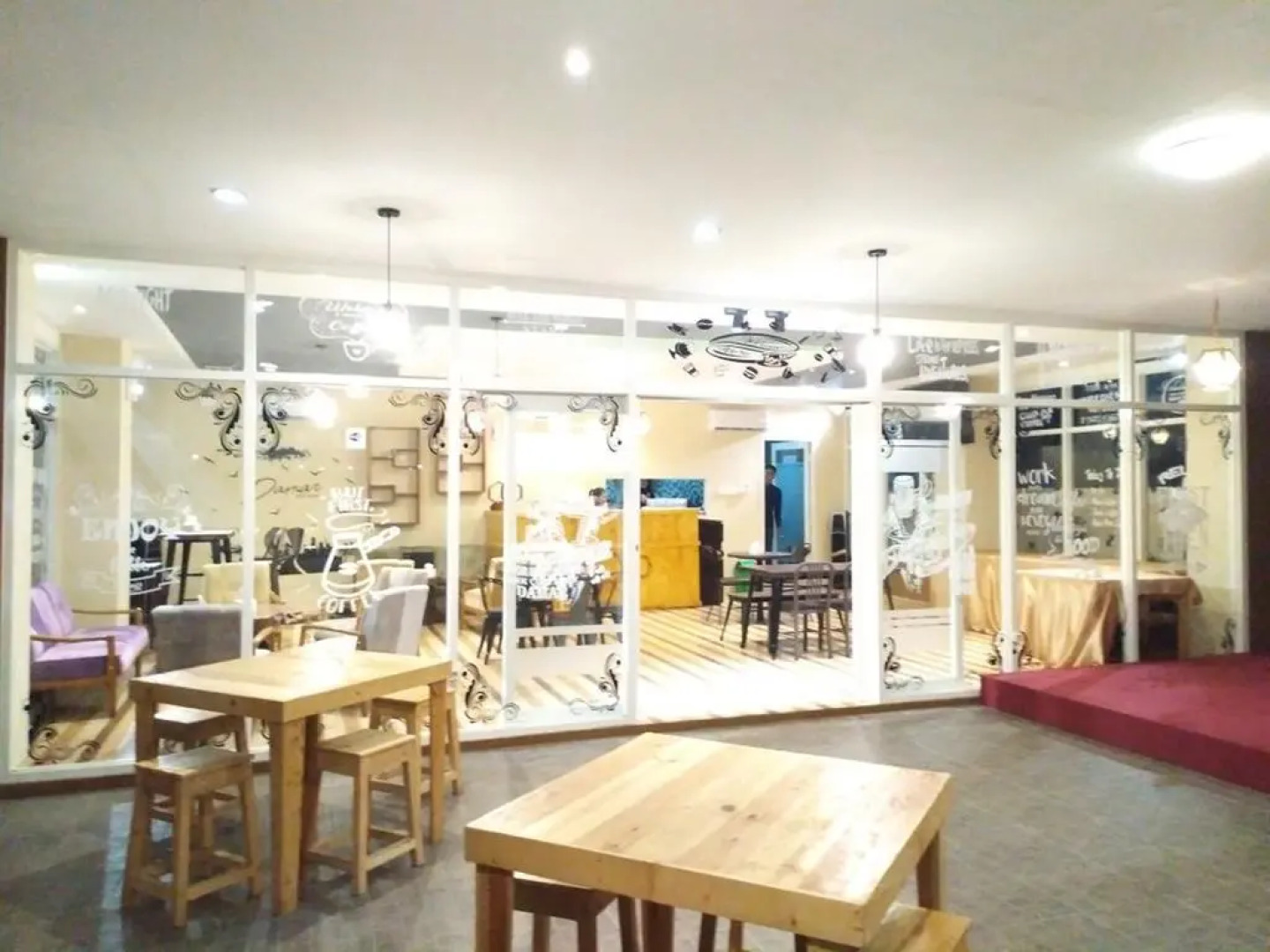 玛琅达勒姆阿梗高级宾馆(Dalem Ageng Premium Guest House Malang)