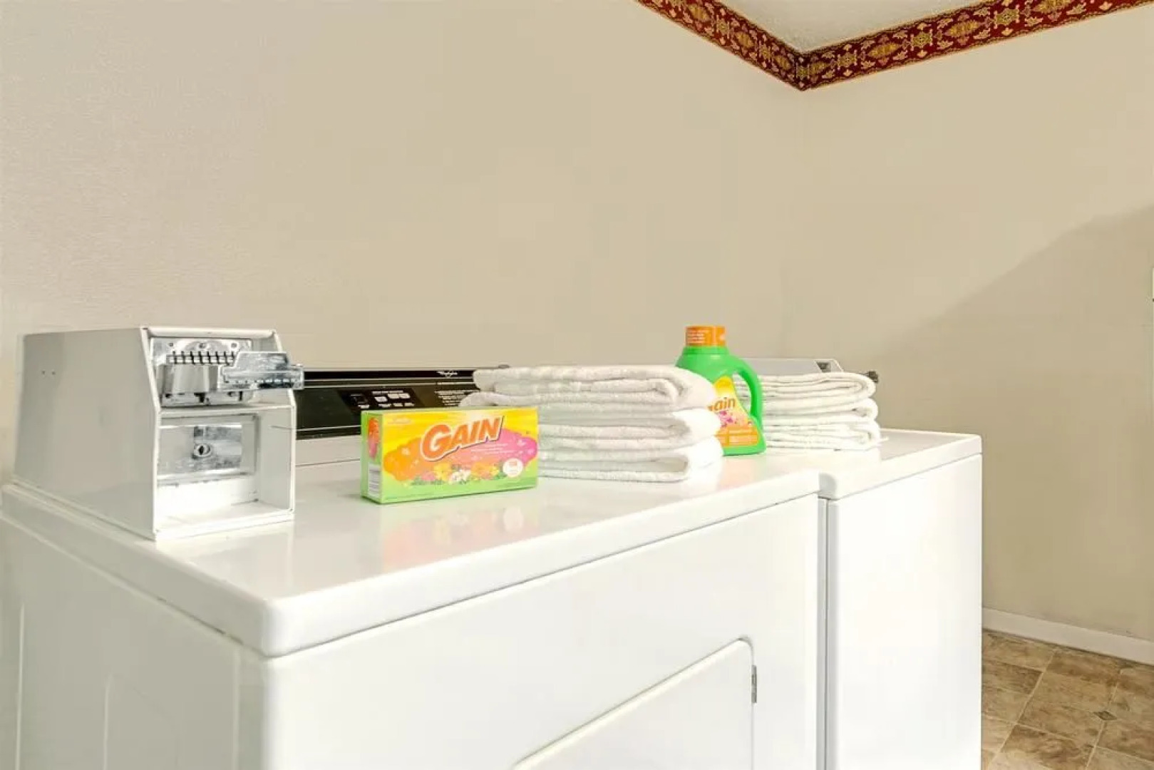 Howard Johnson Express Inn - Denton