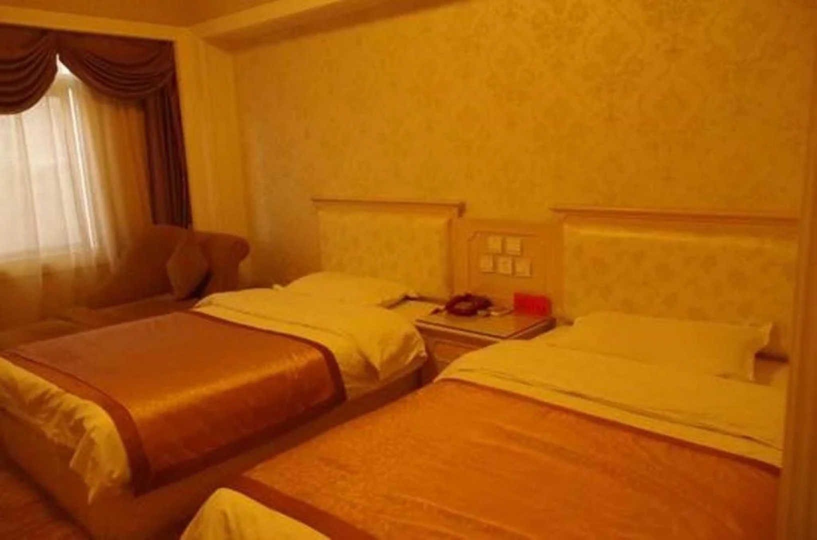 Shangri-La Jilaideng Hotel RenAn Road