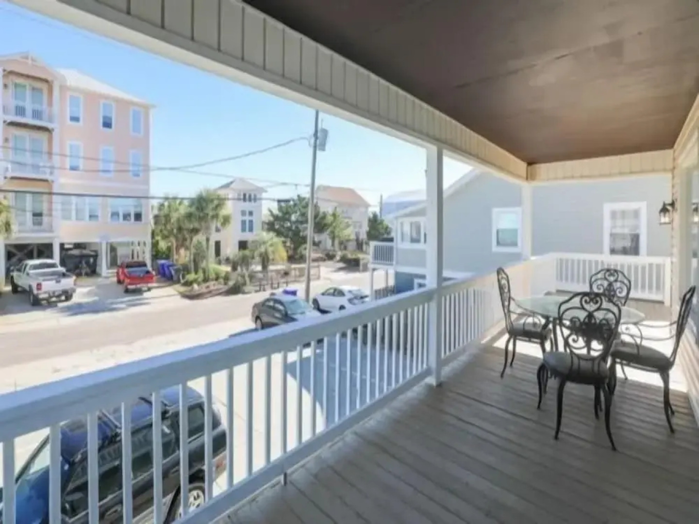 Carolina Ease - The Perfect Condo For An Easy Beach Getaway - Large Deck And Just Steps To The Beach! 3 Bedroom Apts by Redawning