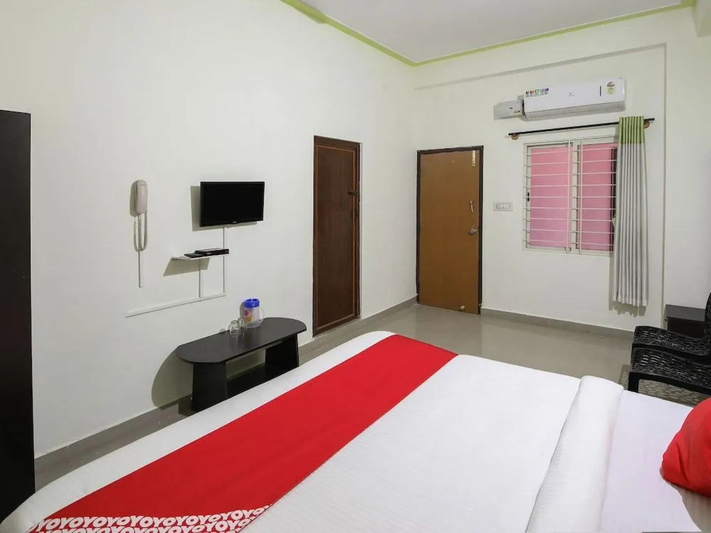 Kaaranji Residency by OYO Rooms