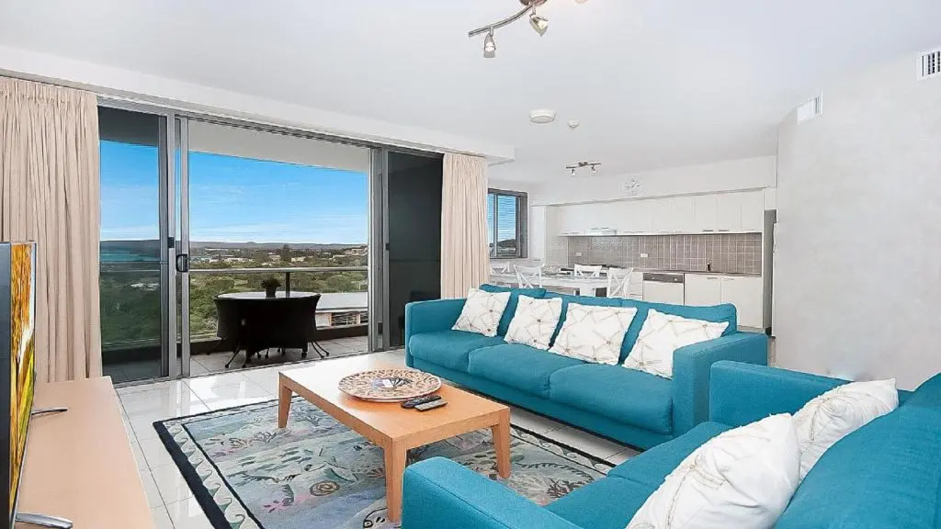 Grandview 307- Premium River and Ocean Views