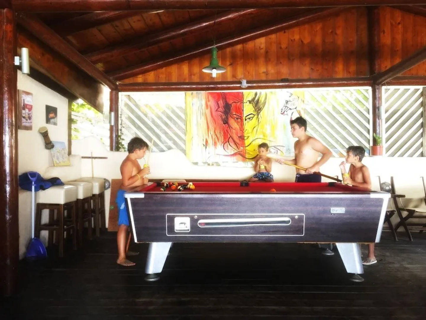 Cubaneros Holiday Inn