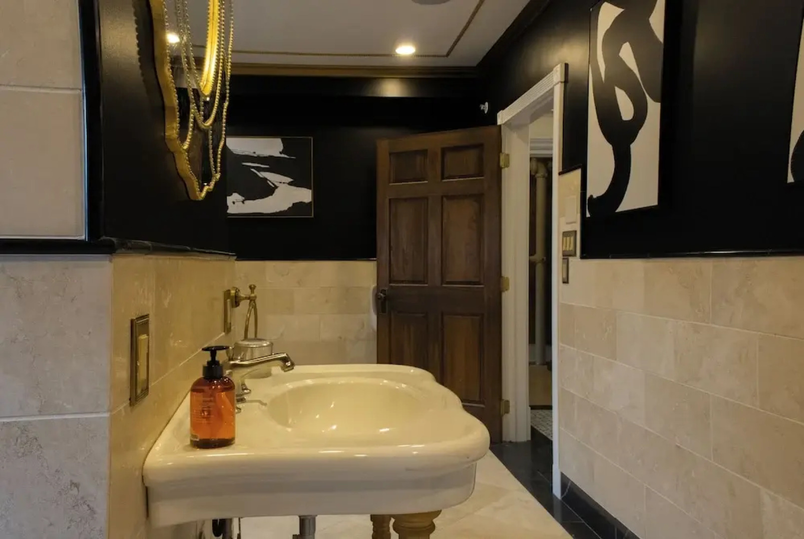 Chateau Connellsville