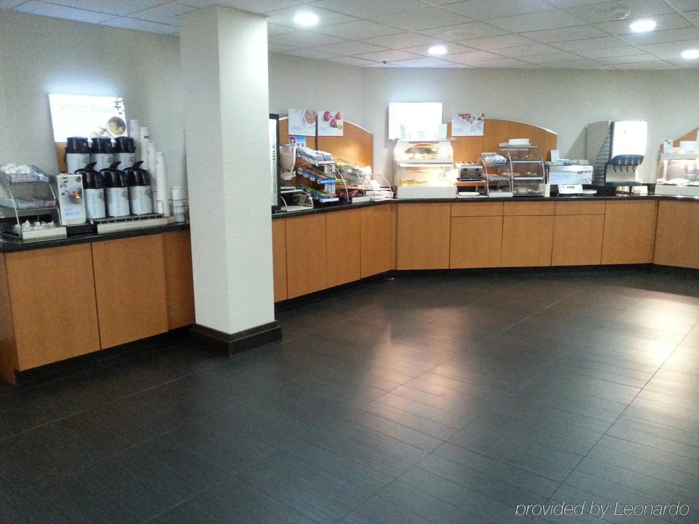 Holiday Inn Express Hotel & Suites Bentonville by IHG