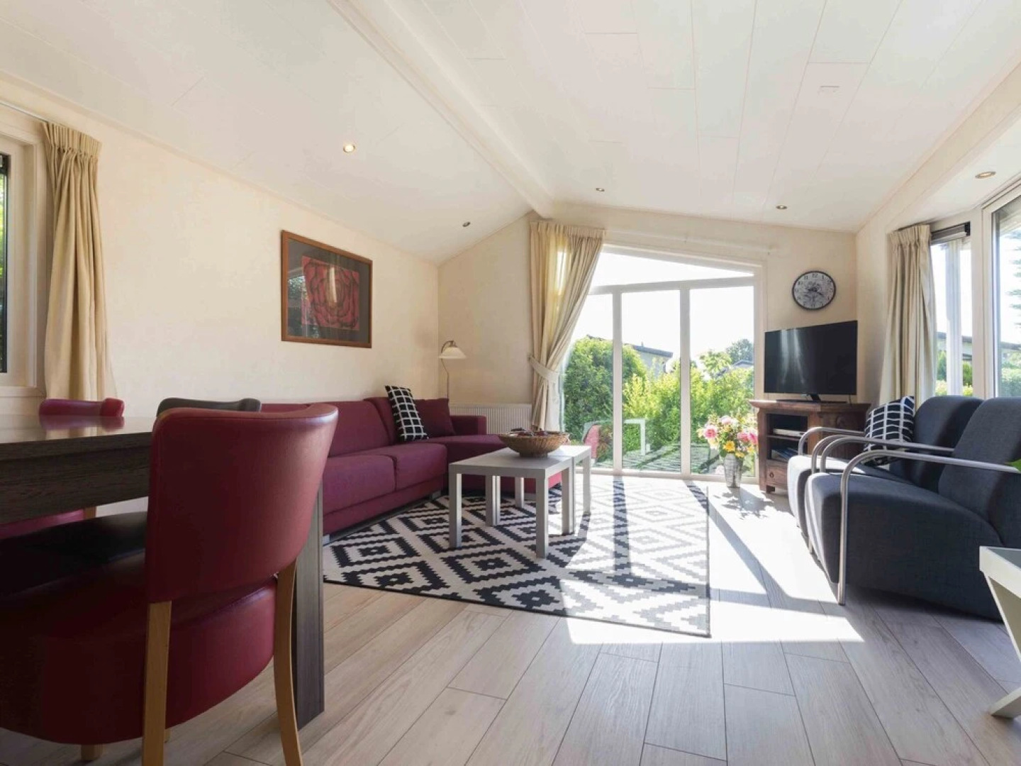 Comfortable Chalet sea at 3.5 km, in Egmond