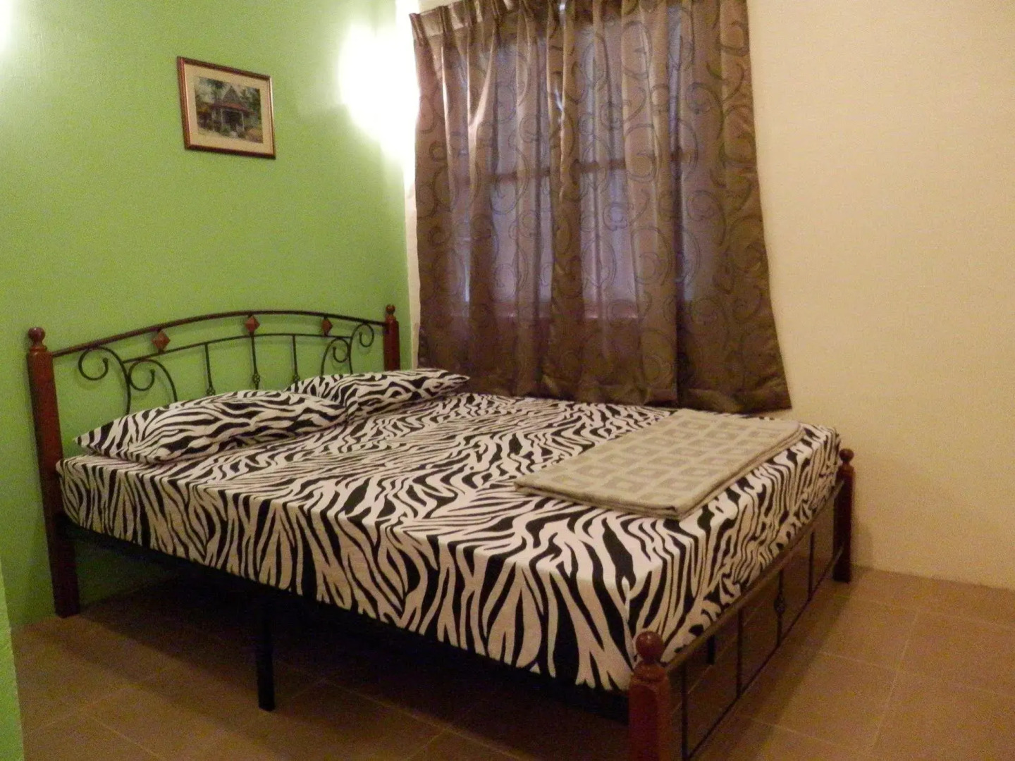 Travellers Planet Hotel & Guest House