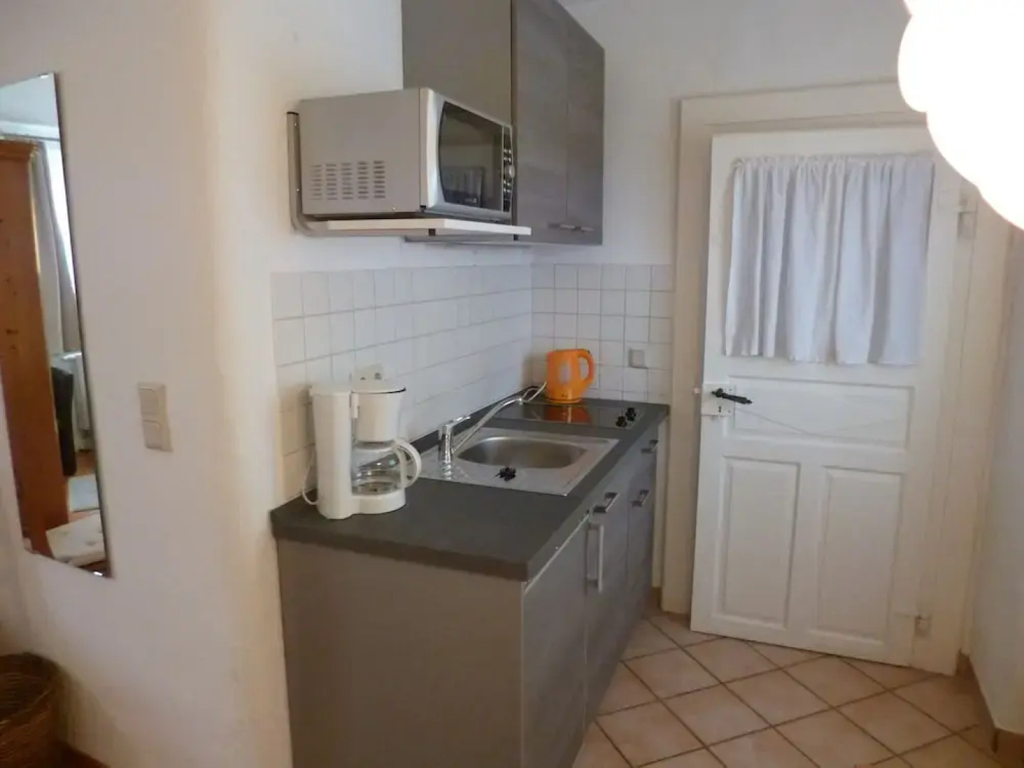 Alter Winzerhof Weisenheim am Berg e.K.