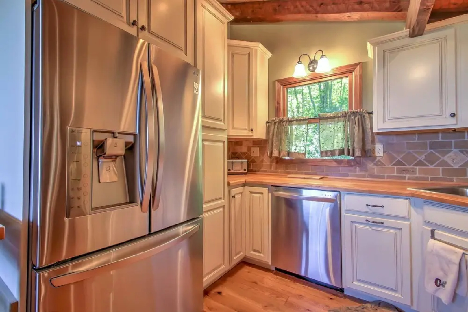 Cannon Mtn Family Retreat w/ Deck, Close to Hiking