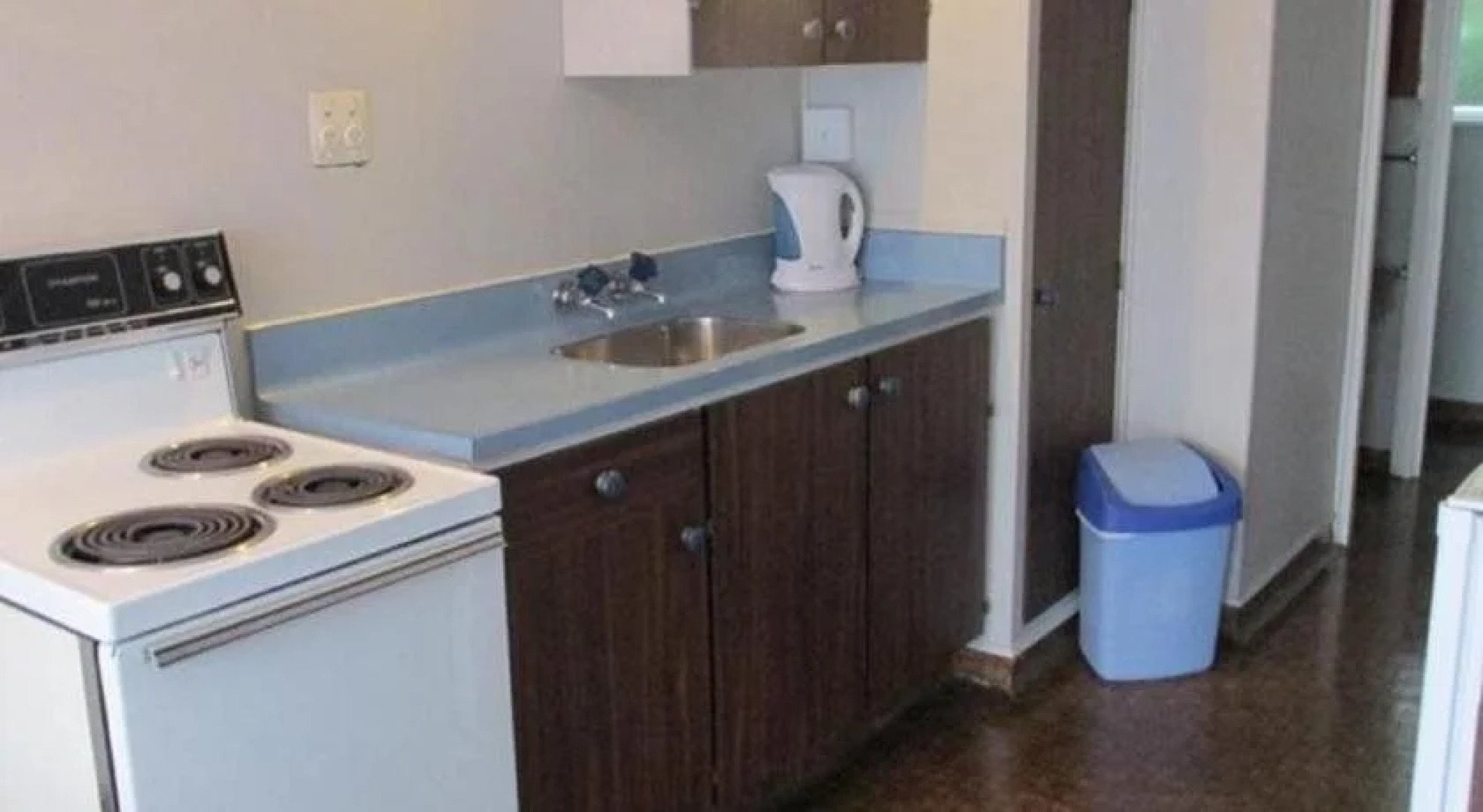 Camberley Court Motel