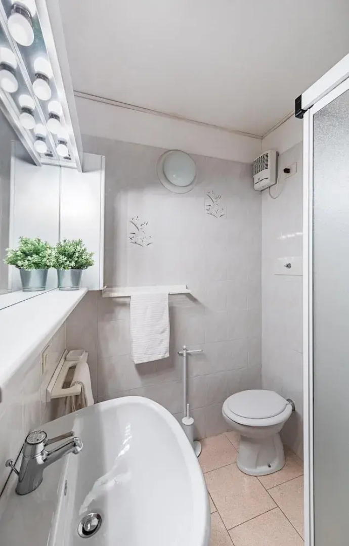 I Girasoli C14 Apartment by Wonderful Italy