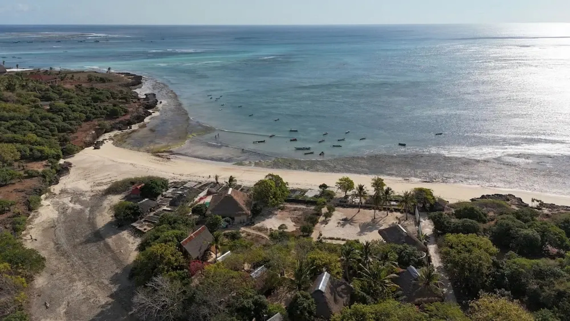 Rote Beach Bungalows