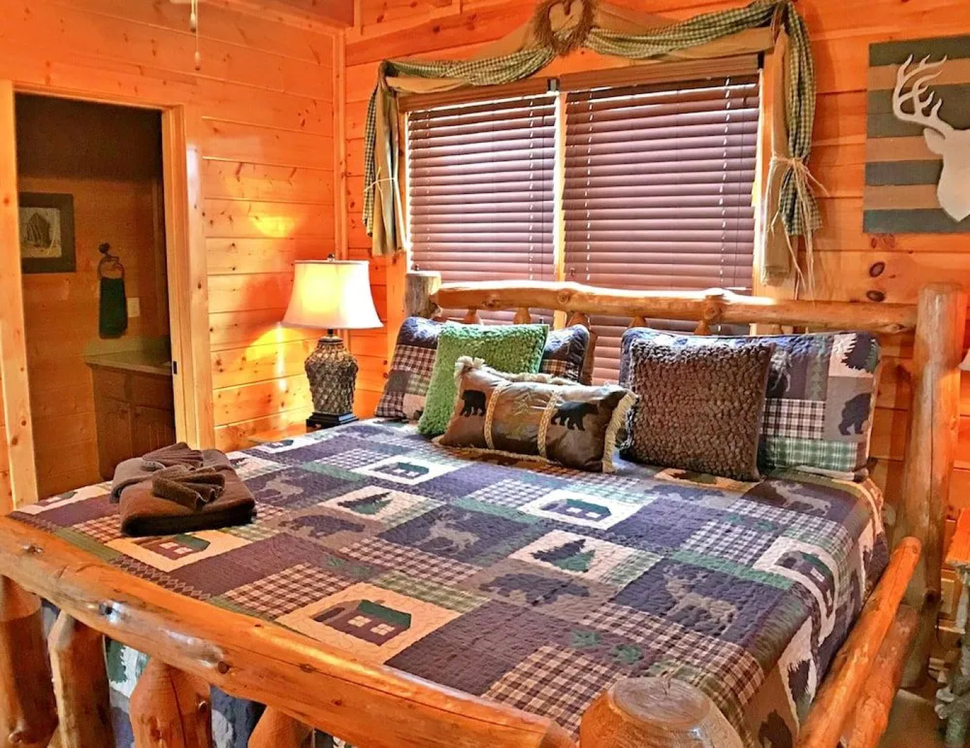 Extravagant View 3 Bedrooms 3 Bathrooms Cabin
