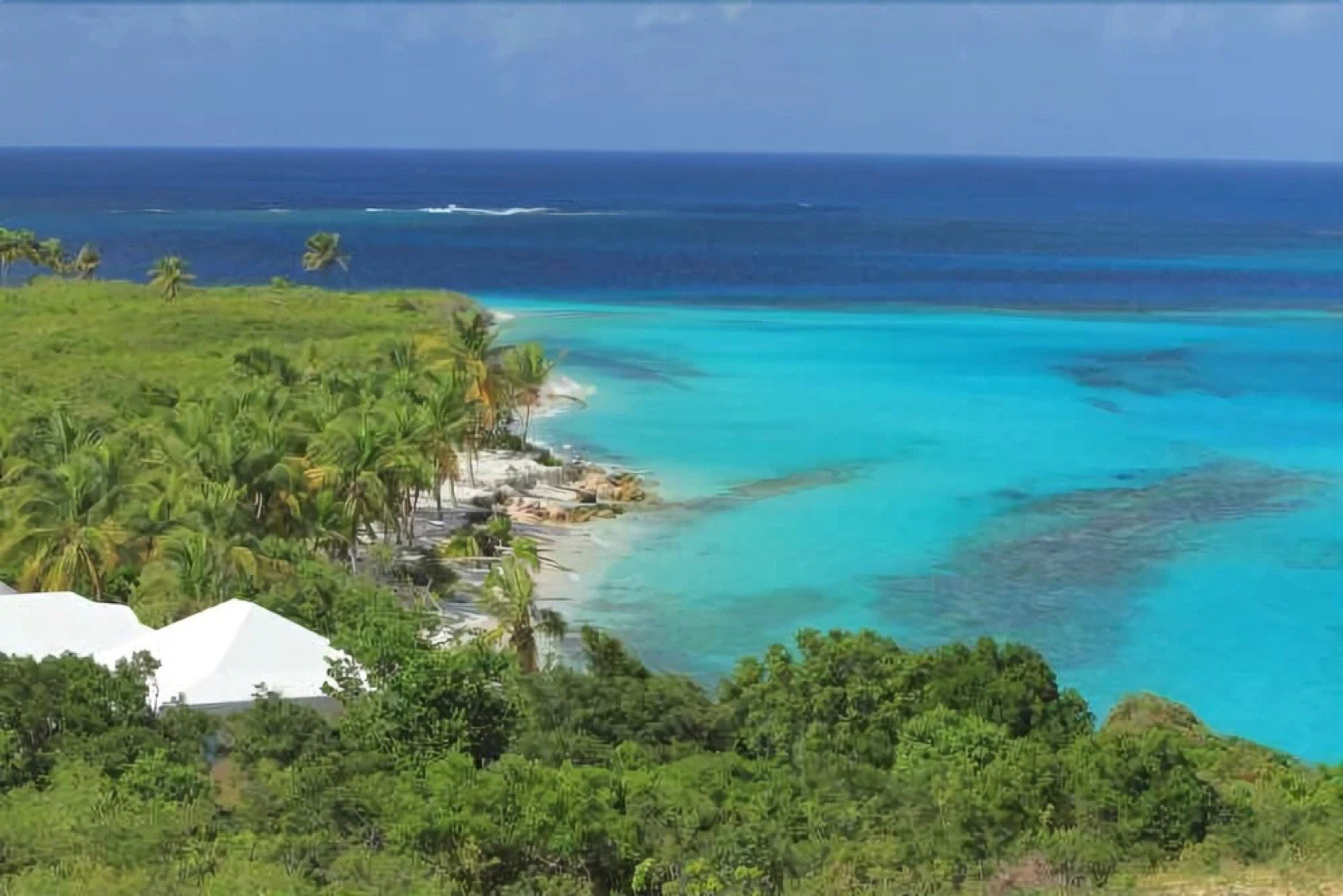 Allamanda Beach Club by RedAwning