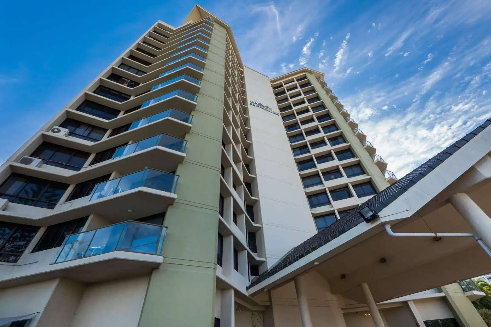 Surfers Hawaiian Apartments