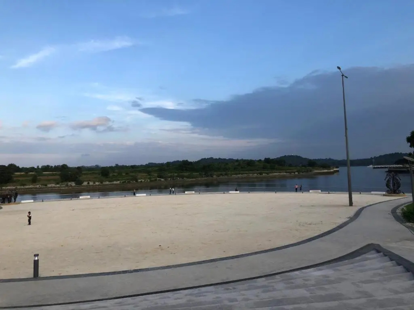 Teega Residence @ Cosy Seafront Living