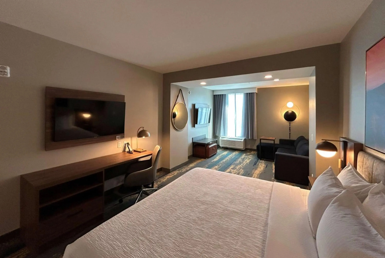 La Quinta Inn & Suites by Wyndham La Habra