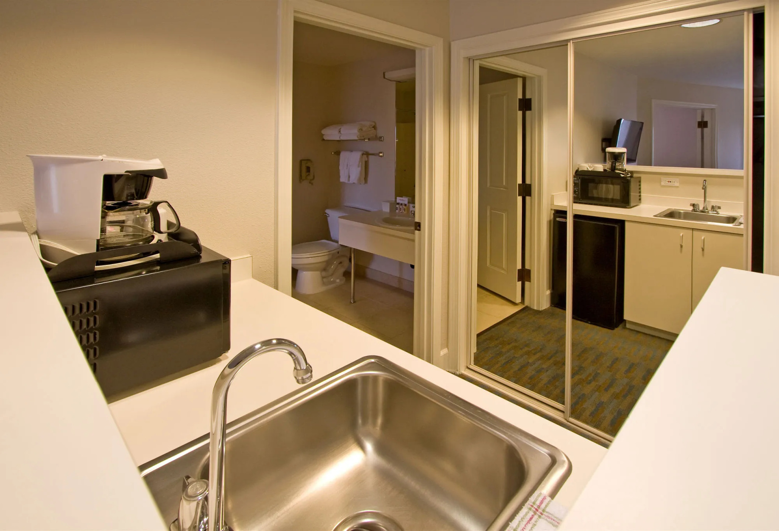 Ashland Hills Hotel & Suites