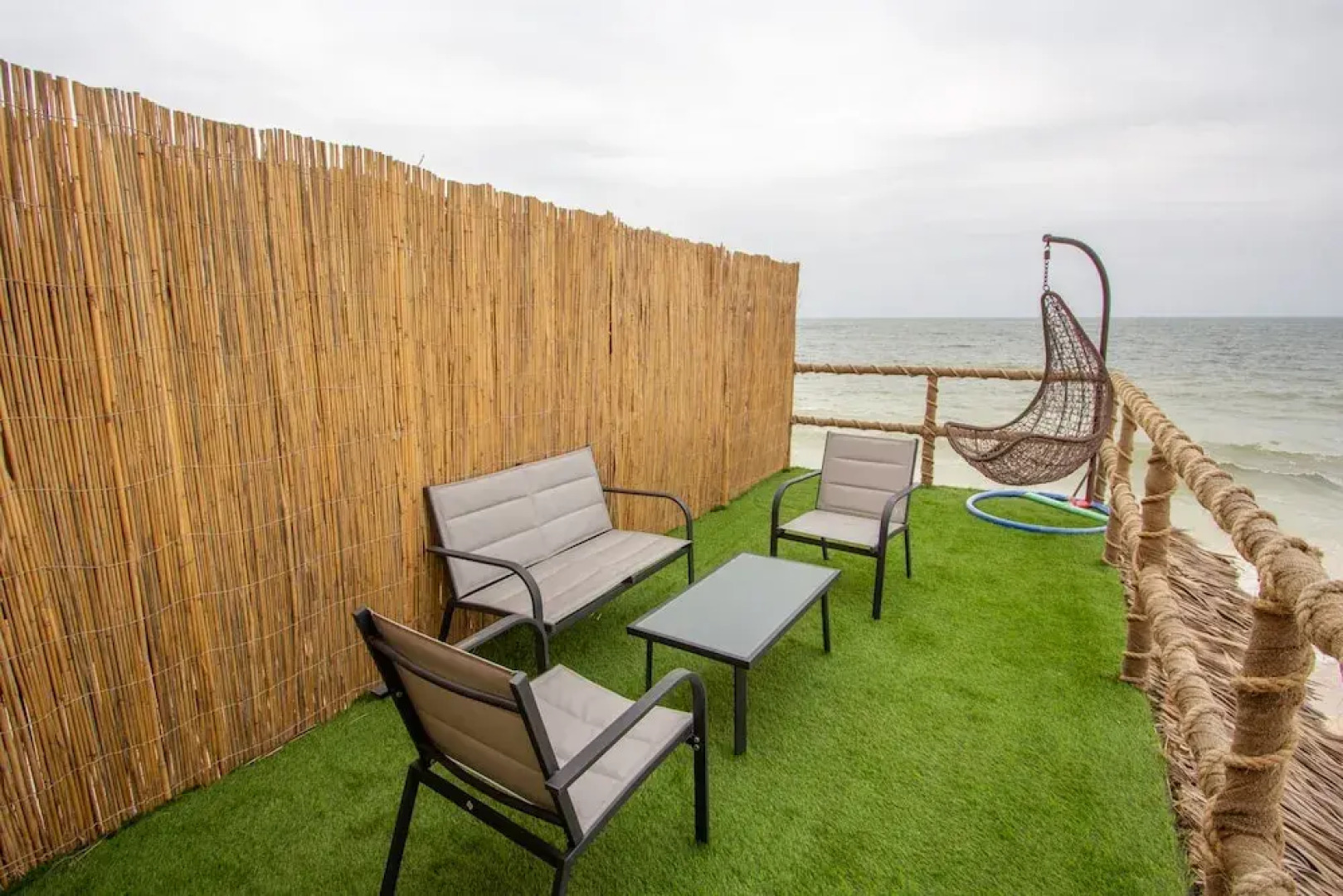 Отель Bianky Beach Camp