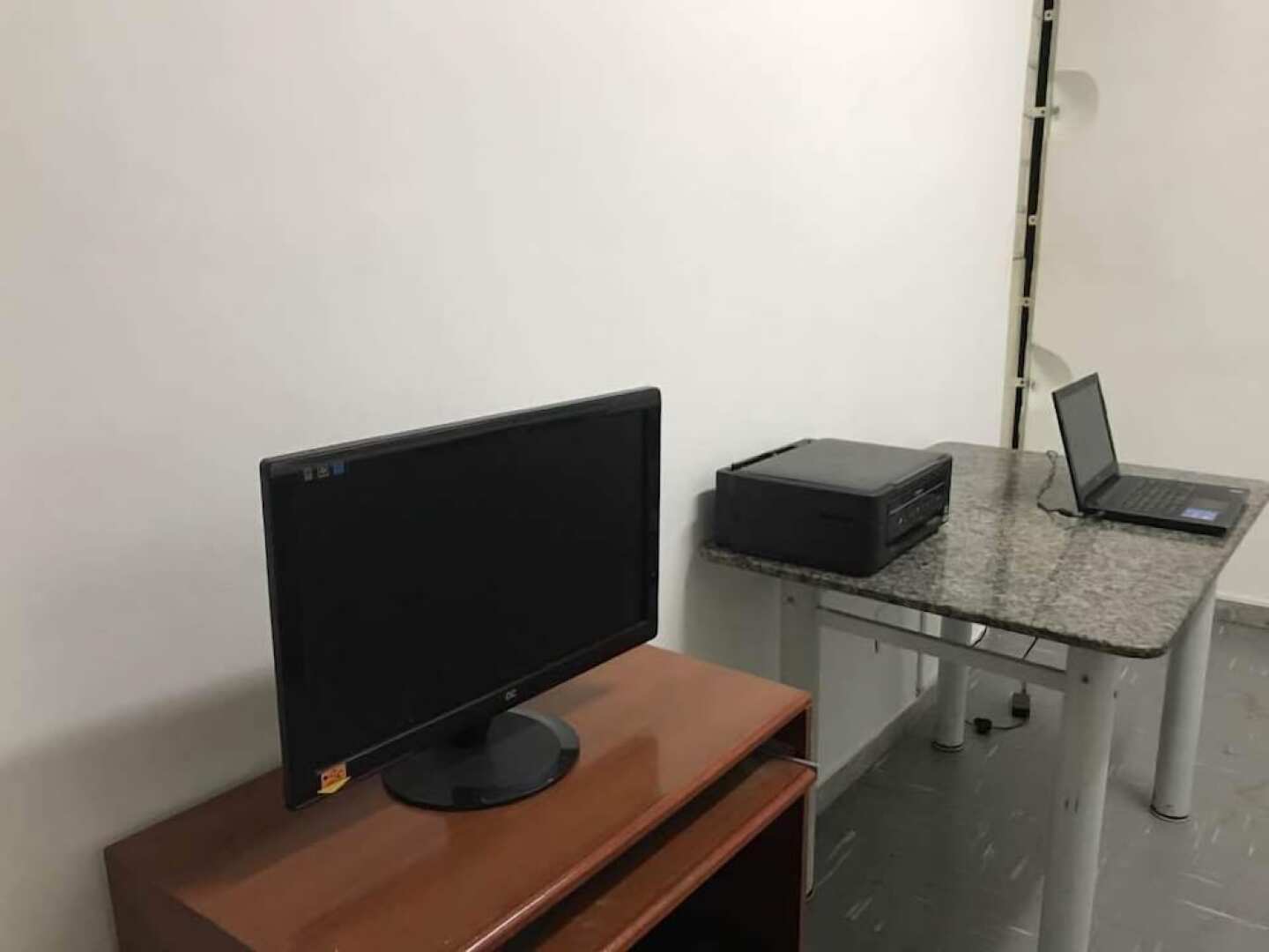 Wally's House Hostel