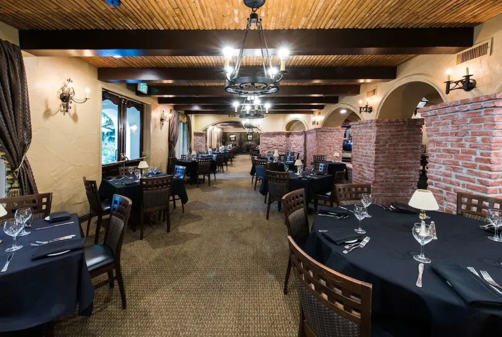 Radisson Suites Covina