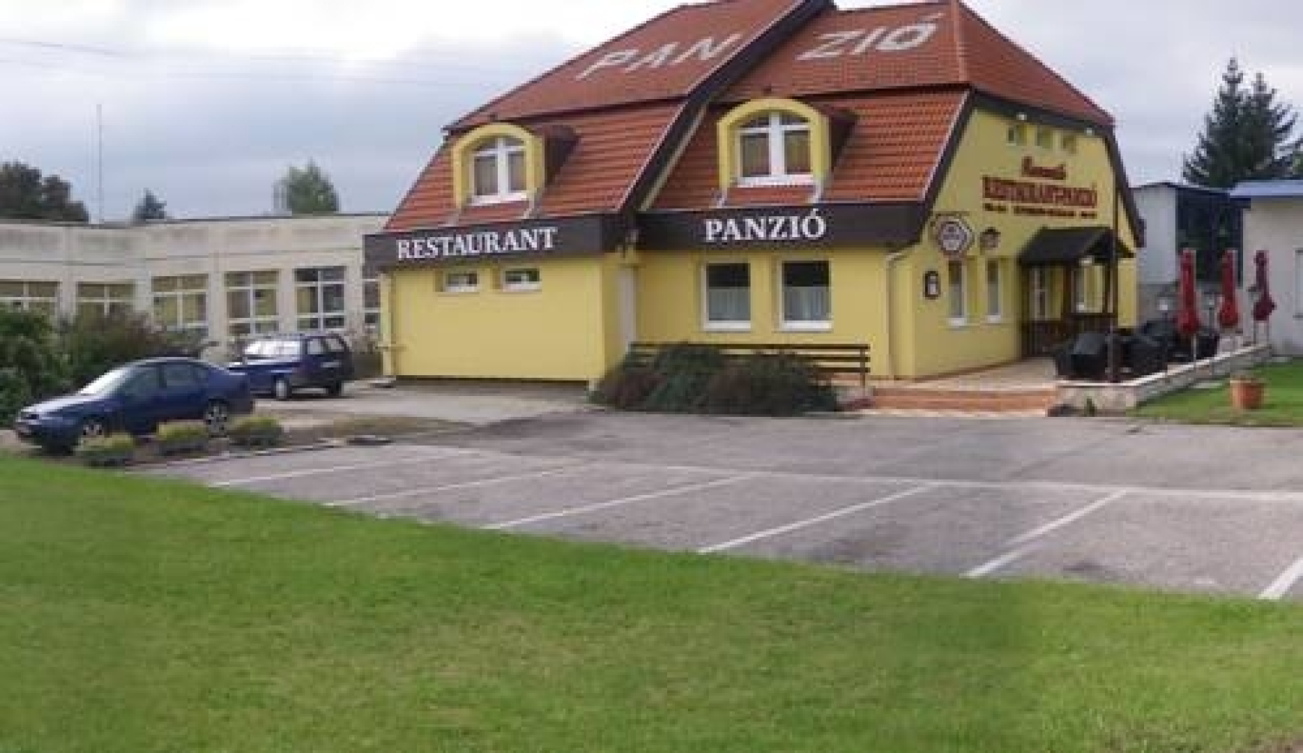 Romantik Étterem - Panzió