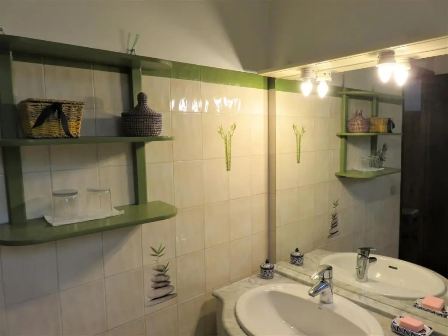 Au Coeur de la Provence Verte (Adults Only)