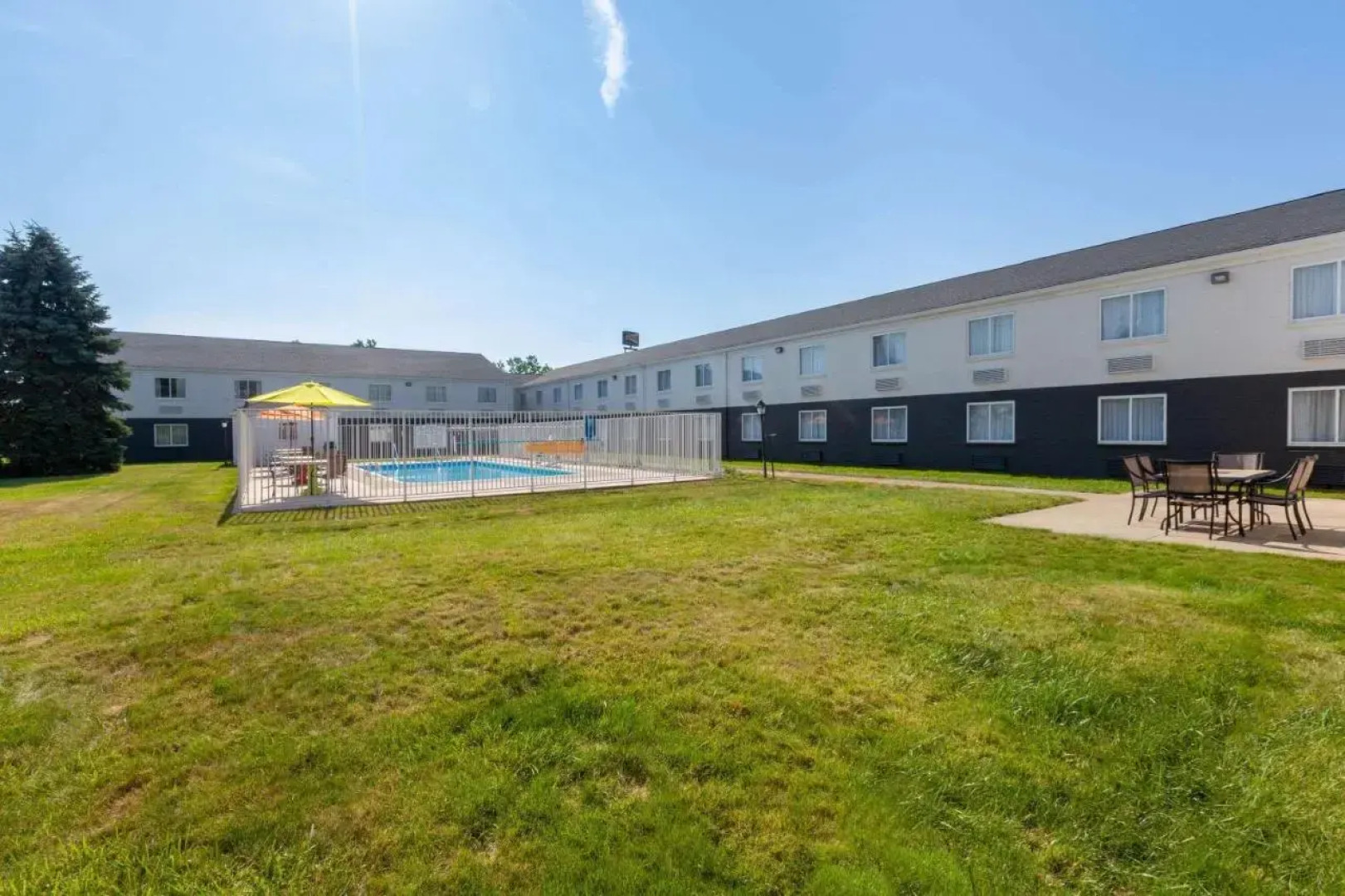 Days Inn by Wyndham Sandusky / Cedar Point