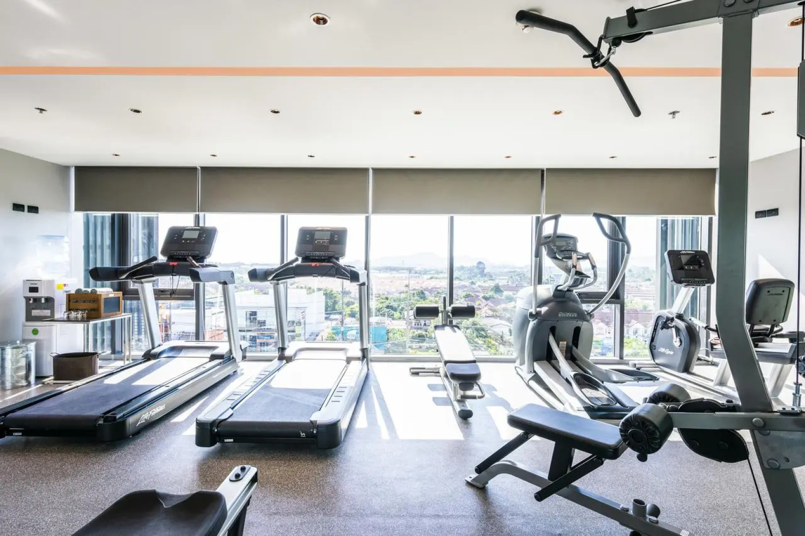 Ramada Plaza by Wyndham Chao Fah