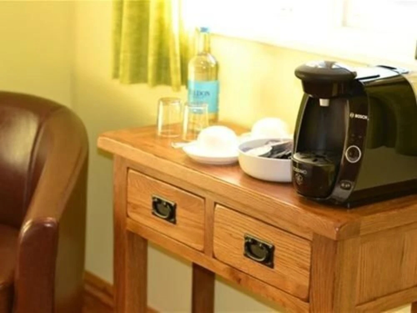 Wisteria Cottage B&B