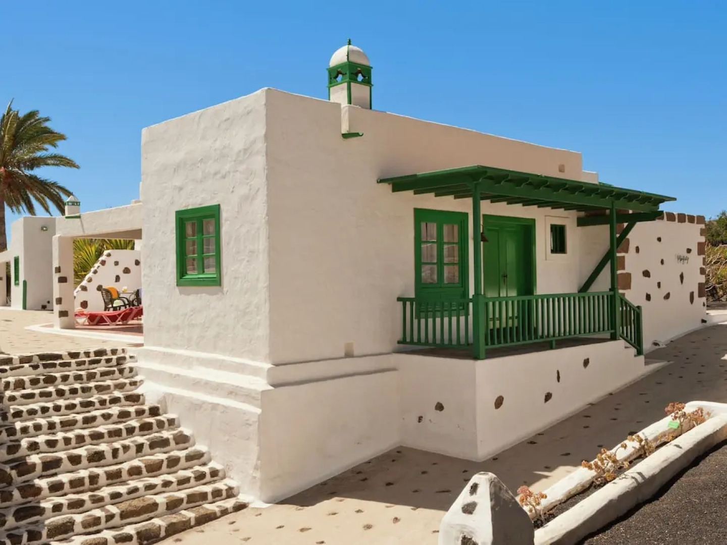 Comfortable Villa in Haría With Swimming Pool