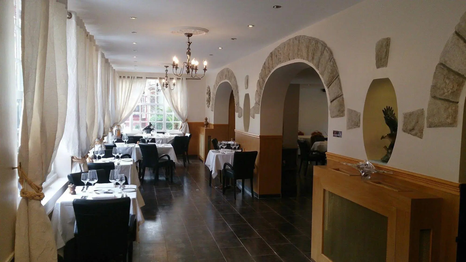 Hostellerie Du Lys - Hôtel & Restaurant