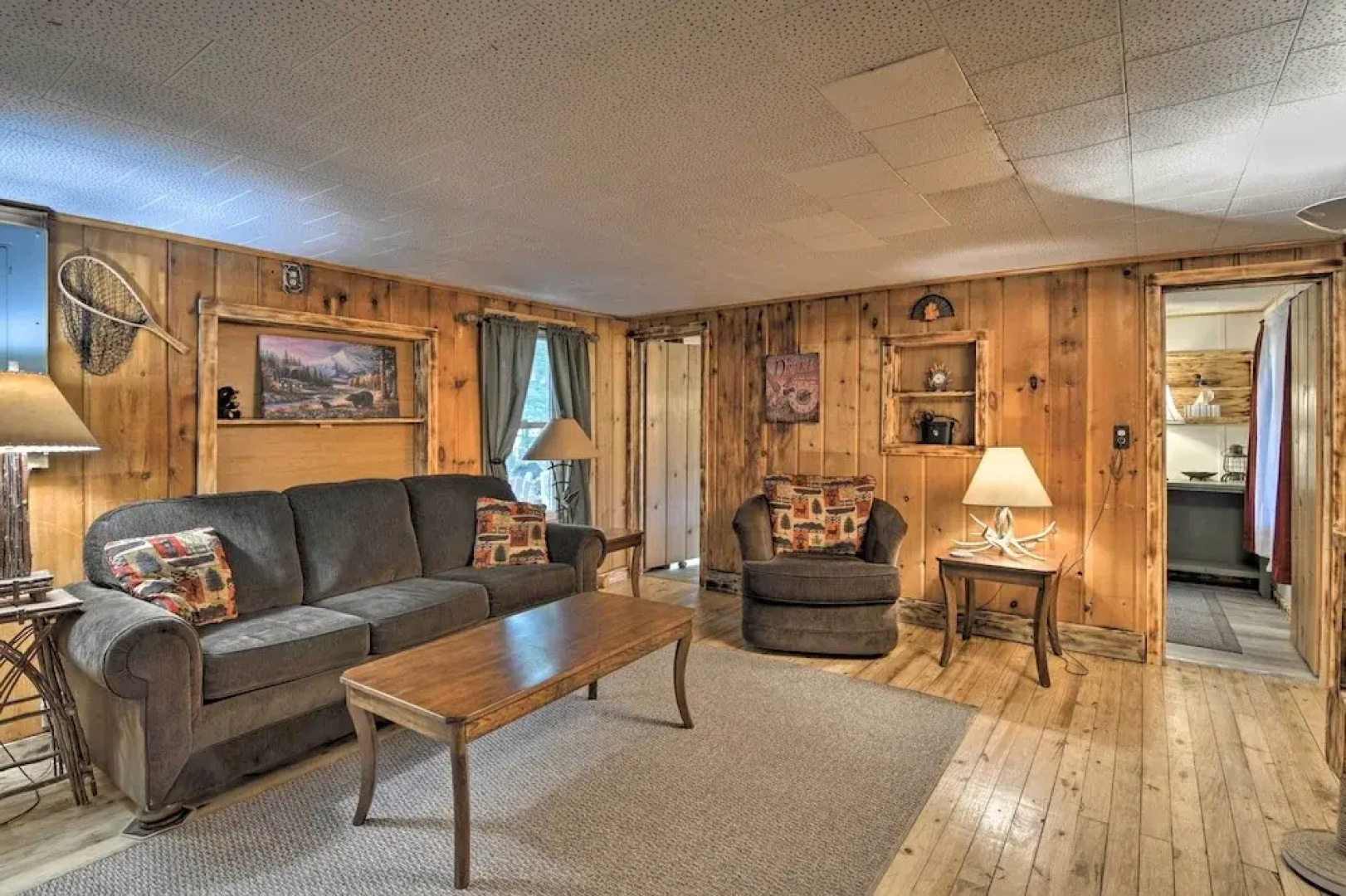 Rustic Frederic Cabin Near Cross-country Skiing!
