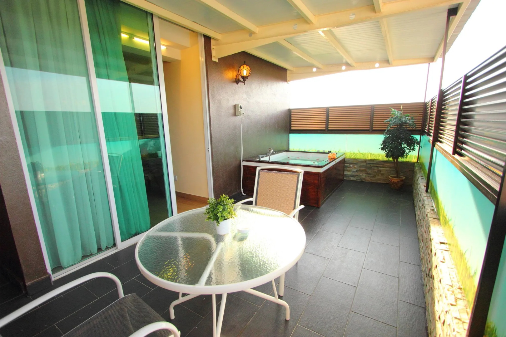 The Guest Hotel & Spa