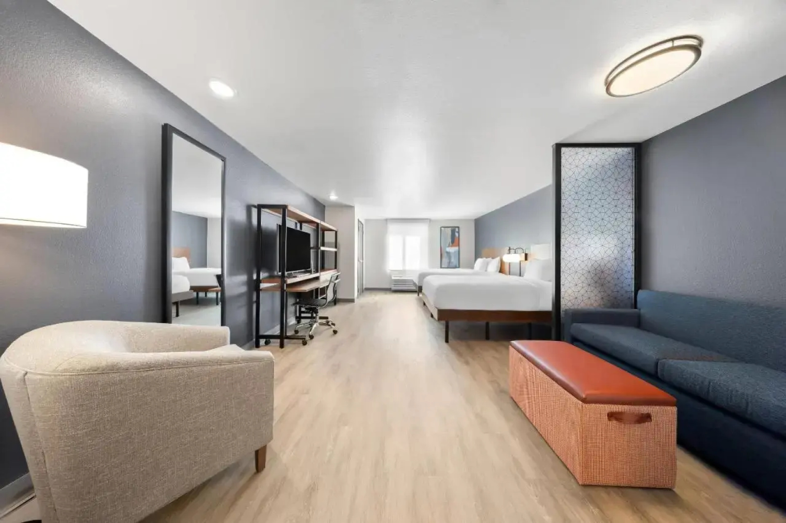 Everhome Suites San Bernardino - Loma Linda