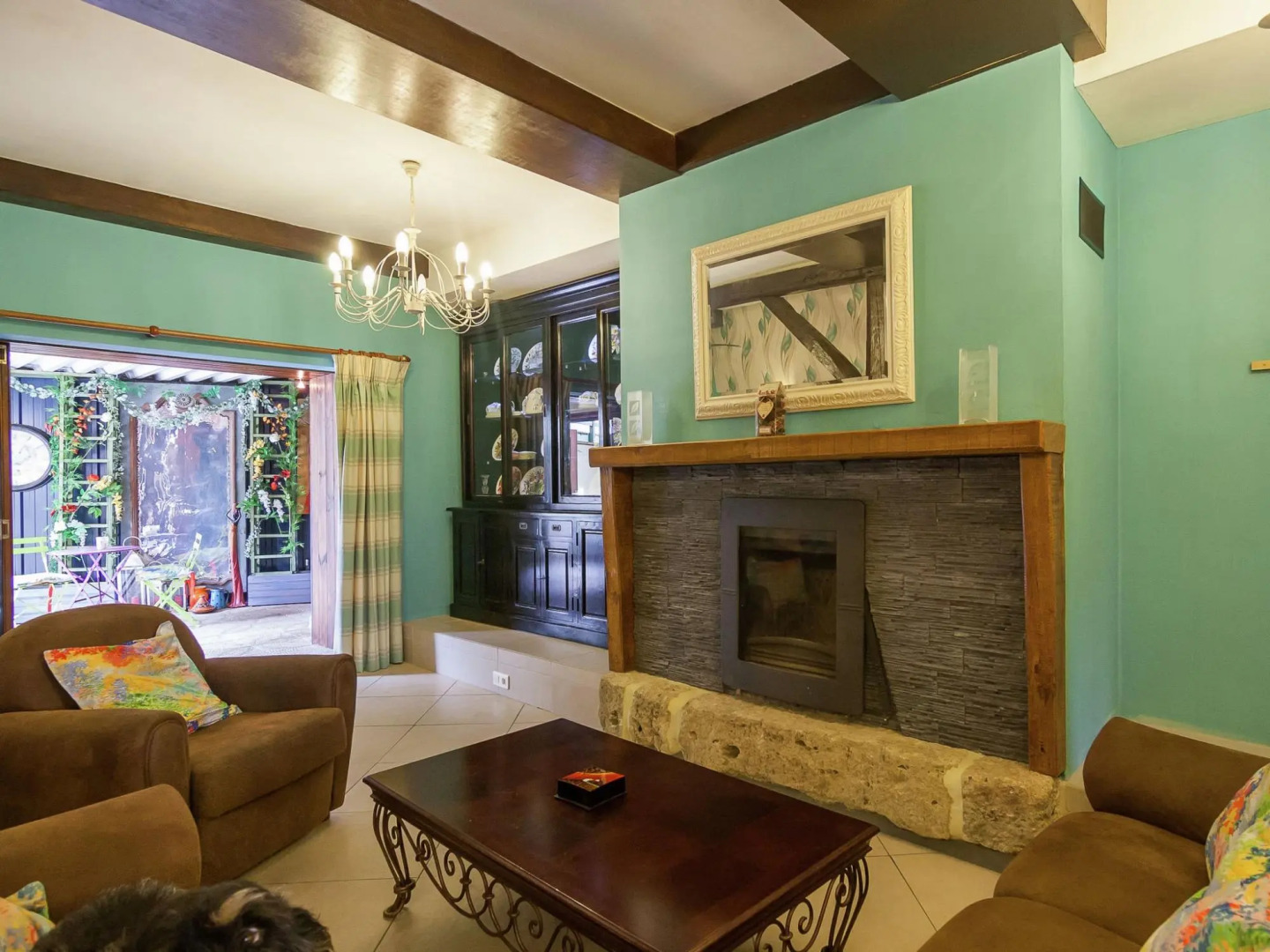 Elegant Holiday Home in Coubjours with heated pool and sauna