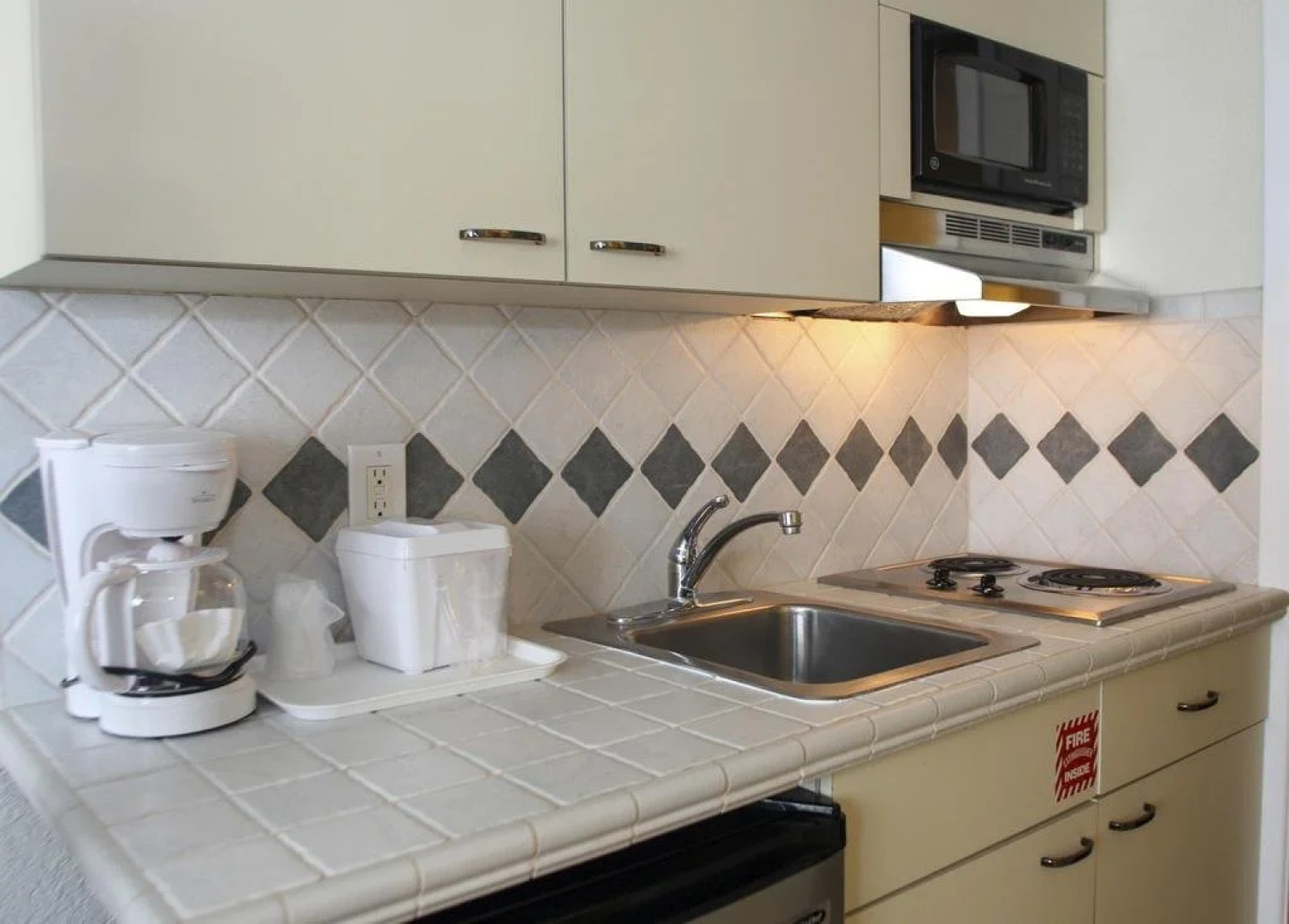 The Crusader Oceanfront Family Resort